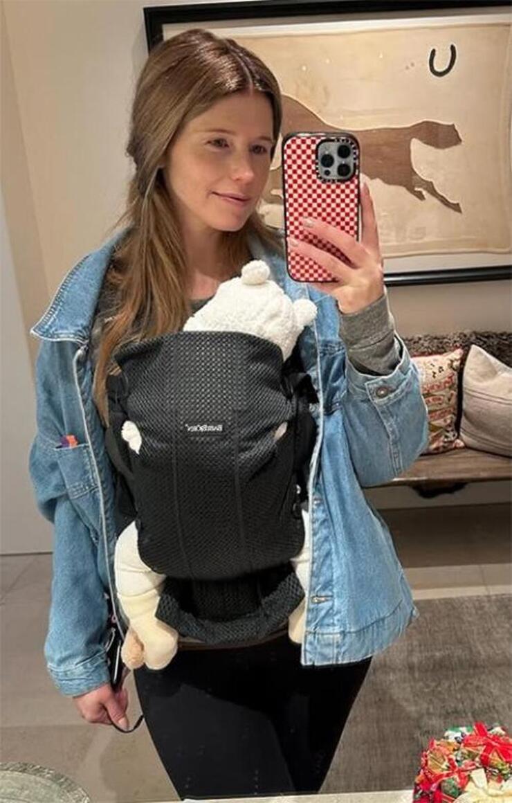 Katherine Schwarzenegger ve Chris Pratt, altı aylık oğulları Ford Fitzgerald'ın mutluluğunu paylaştı