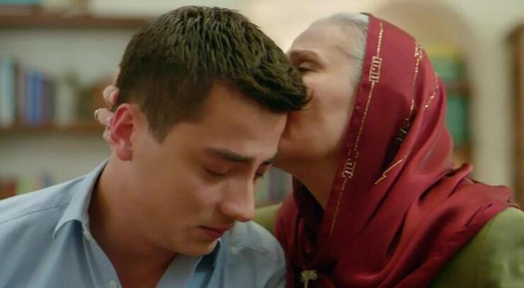 Alya, Cihan'ın karısı olduğunu iddia etti ve konağı terk etmedi!