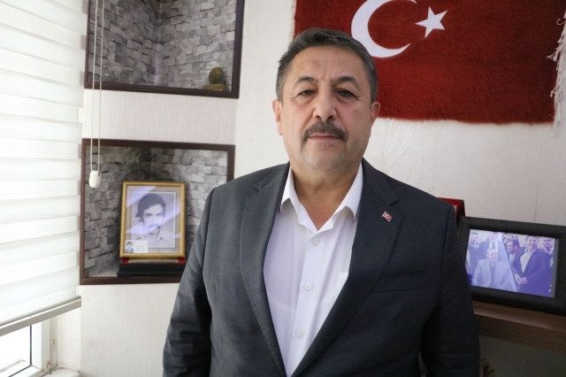 PKK'nın kendini feshetmesini memnuniyetle karşılayan şehit oğlundan teşekkür mesajı