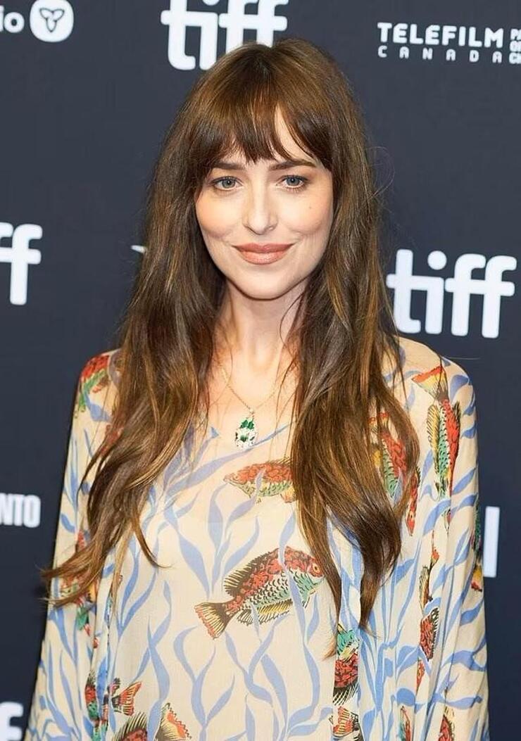 Dakota Johnson: 'Ben kimseyle çıkmadım!'