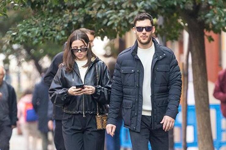 Tom Cruise'un helikopter sürprizi: Ana de Armas ile aşkı resmen doğrulandı