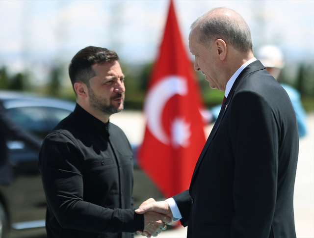 Zelenskiy'nin Türkiye Ziyareti: Ukrayna, Rusya ile Masaya Oturmayacak mı?