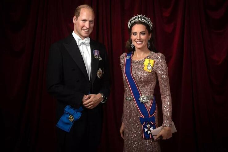 Kate Middleton, Kraliçelik Yolunda Hızla İlerliyor: Tacı Başına Konduruldu