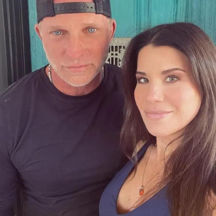 Steve Burton, Michelle Lundstrom ile evlenerek aşkını taçlandırdı