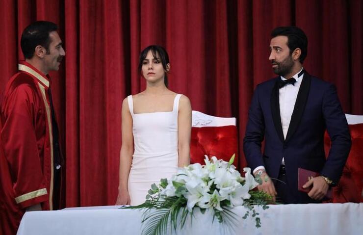 Dilin Döğer: "Zerrin'inki gibi bir aşk yaşadım" dedi!