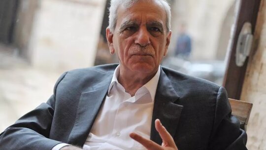 Dem Parti'nin İmralı Heyeti'nde yer alan Ahmet Türk, PKK'nın fesih kararını...