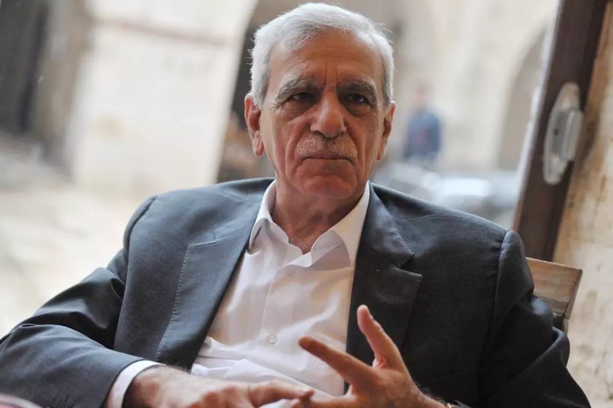 Ahmet Türk: "PKK'nın feshi sonrası Türkiye'nin demokratikleşmesi için adım atılmalı"