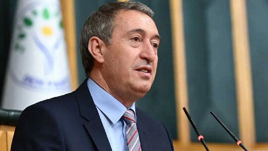 DEM Parti Eş Genel Başkanı Tuncer Bakırhan, barış sürecinde Meclis'in önemine...