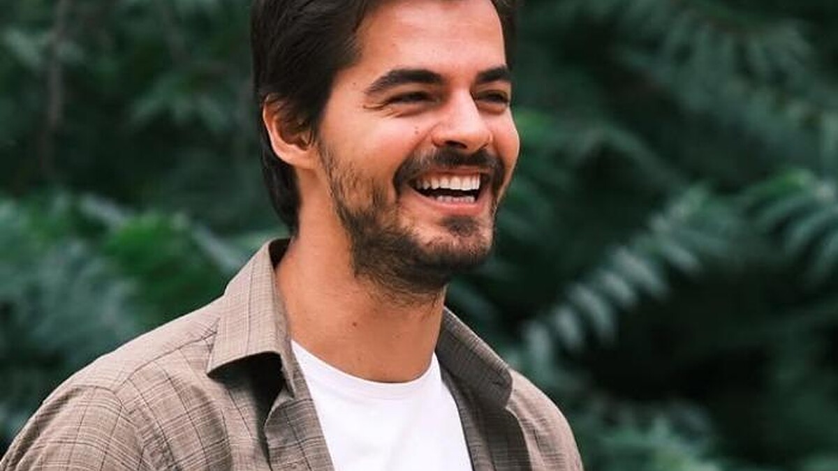 Berk Atan trafik kazası sonrası ilk kez görüntülendi: 'Hâlâ kırık var'