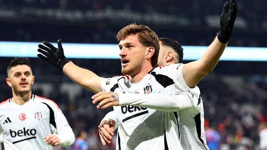 Beşiktaş'ın genç golcüsü Semih Kılıçsoy için Leeds United'ın ilgisi artıyor....