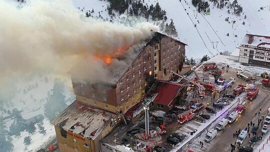 Bolu'da Grand Kartal Otel'de meydana gelen yangınla ilgili iddianame tamamlandı....