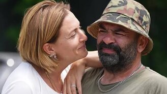 Bülent Şakrak'ın yeni sevgilisi Duygu Arabacıoğlu ile ilişkisi sosyal medyada duyurdu