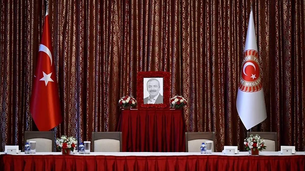 Dervişoğlu, Sırrı Süreyya Önder için düzenlenen anma törenine katılmadı