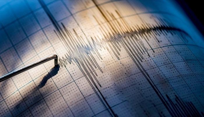 Ege Denizi'nde 6 büyüklüğünde deprem! İzmir ve Muğla'da hissedildi