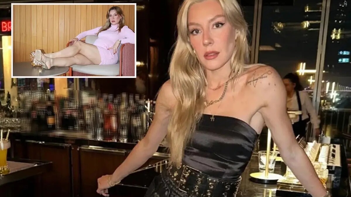 Ege Kökenli, 7 aylık hamileliğinde mini elbisesiyle objektif karşısında