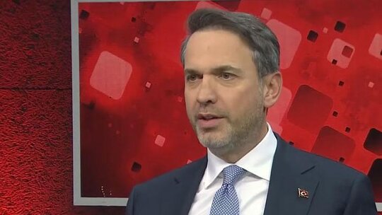 Bakan Bayraktar, dünya kritik madenleri konuşuyor. Türkiye, ilk 5 ülke arasında...