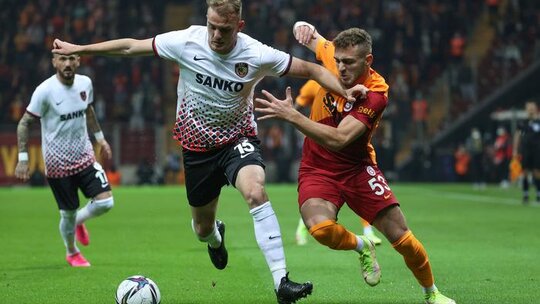 Ertuğrul Ersoy, Bursaspor'a transfer oldu!