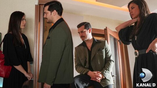 Eşref Tek, Yetimler dizisindeki yeni babalık rolüyle dikkat çekiyor