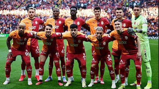 Galatasaray'da 8 oyuncuyla yollar ayrılıyor! Transferde 35 milyon Euro'luk hareketlilik var