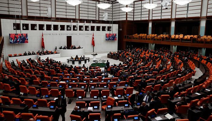 Memur alımlarında yaş sınırı teklifi Genel Kurul'da! TRT'ye taşınmaz tahsisi de gündemde