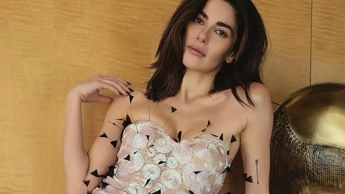 Nesrin Cevadzade'den cesur Hıdırellez pozu olay oldu