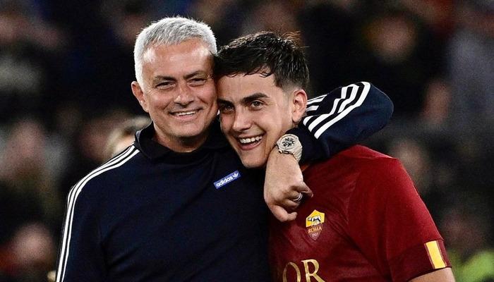 Paulo Dybala: "Jose Mourinho beni ikna etti, Fenerbahçe'yi tercih ettim!"