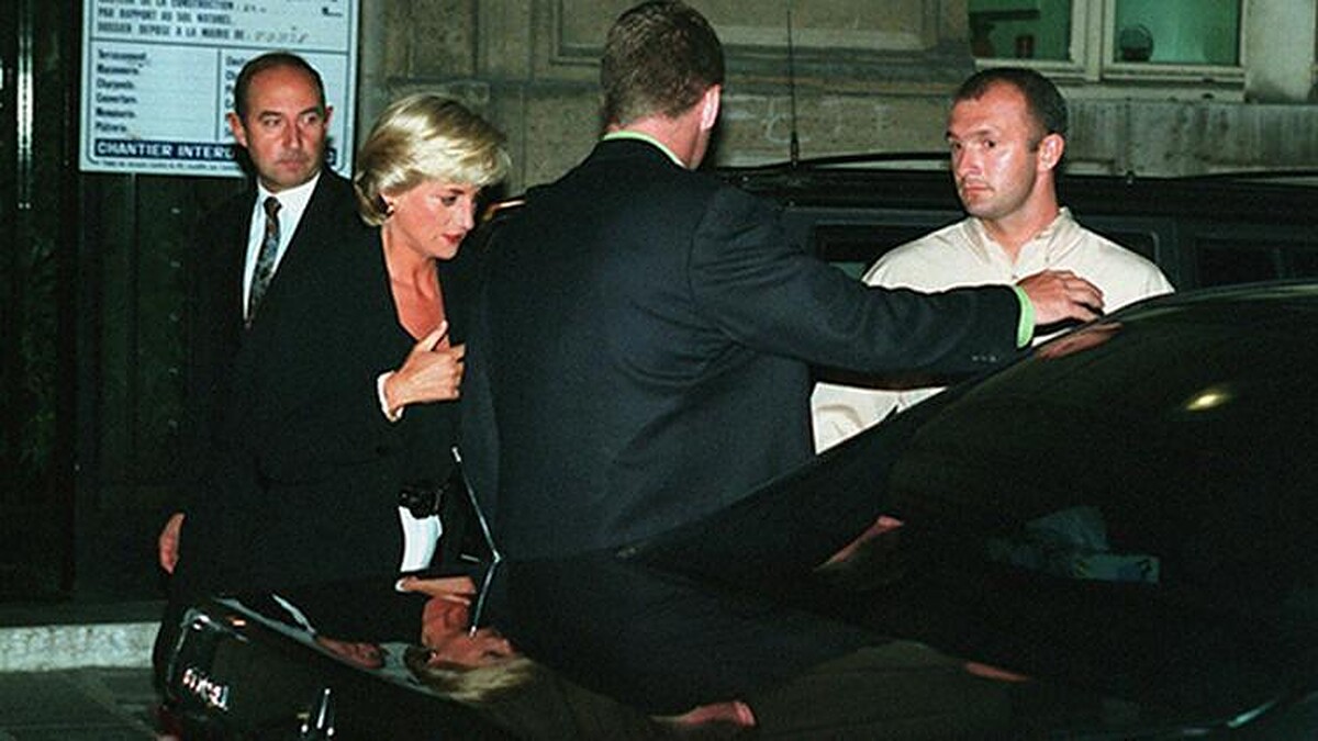 Prenses Diana'nın eski koruması Lee Sansum hayatını kaybetti