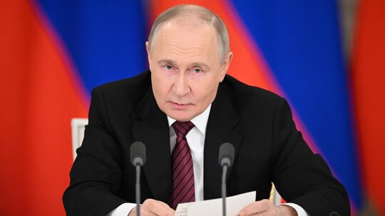 Putin, 15 Mayıs'ta İstanbul'da görüşmelere başlamayı öneriyor