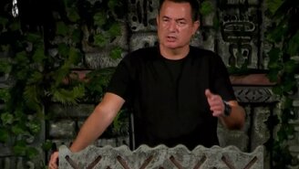 Survivor'da skandal! Batuhan ve Almeda prodüksiyon ekibine yakalandı!