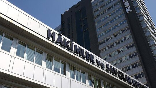 HSK'de boşalacak 5 üyelik için yapılan seçimde ikinci turda 363 milletvekili...