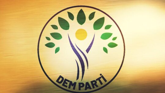 Terör örgütü PKK'nin fesih kararı sonrası DEM Parti'den barış açıklaması!