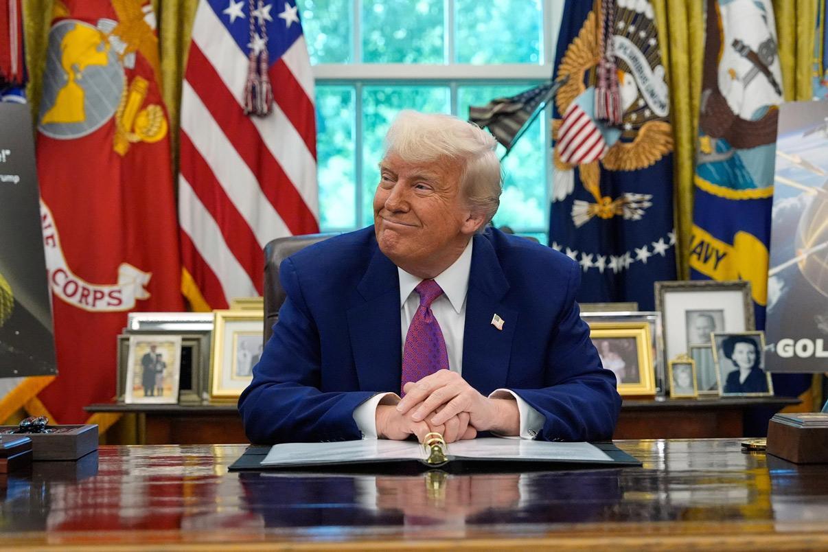 Trump: ABD'nin altın kubbesi için yeni savunma sistemi geliyor