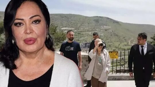 Türkan Şoray, Mahpus filminin çekildiği Meryem Ana Kilisesi'ni ziyaret etti