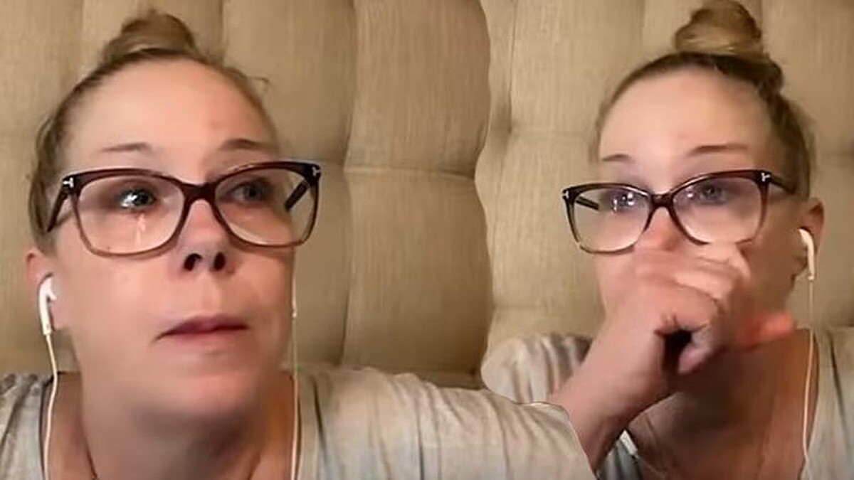 Ünlü oyuncu Christina Applegate'den acı itiraf: MS hastalığıyla zorlu mücadele!