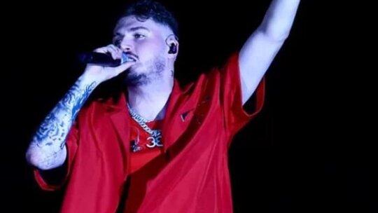 Ünlü rapçi Blok3 Bodrum'da 2,500 TL'lik lahmacun fiyatına isyan etti!