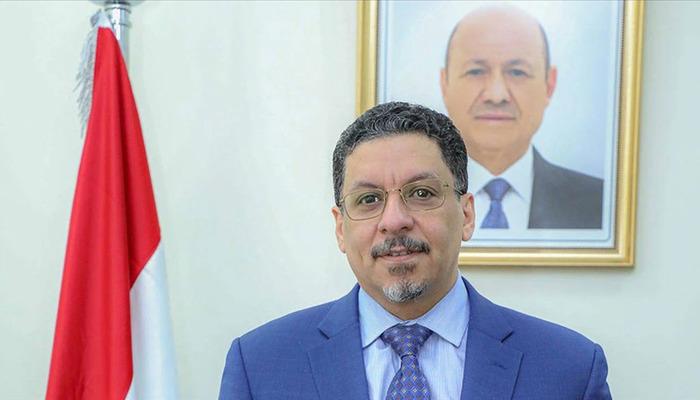 Yemen Başbakanı Mübarek istifa etti, kriz büyüyor