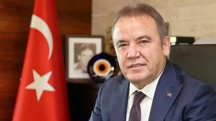 Antalya Büyükşehir Belediye Başkanı Muhittin Böcek'e 702 Sayfalık İddianame