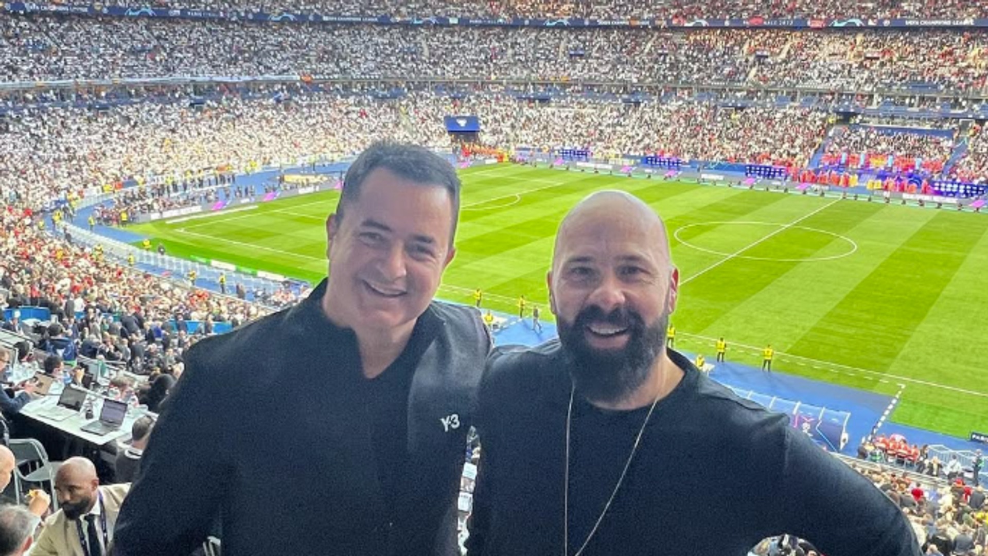 Acun Medya Koordinatörü Esat Yontunç Havalimanında Gözaltına Alındı