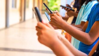 Meclis Gündemindeki Yeni Düzenleme ile Sosyal Medya Kullanımına 15 Yaş Sınırı...