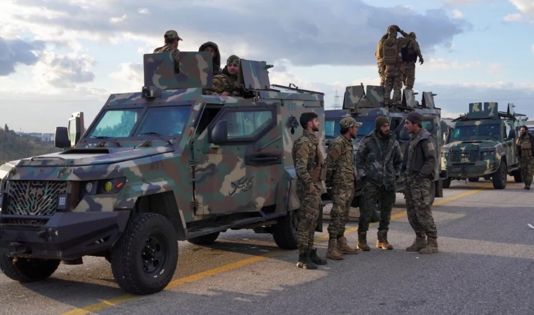 Suriye Sahasında Kartlar Yeniden Dağıtıldı: Deyr Hafir Operasyonu ve YPG/SDG’nin Fırat’ın Doğusuna Çekilmesi