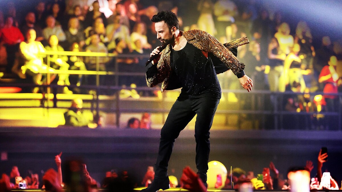 Tarkan İstanbul Sahnesinden Mabel Matiz İçin Şarkı Söyledi