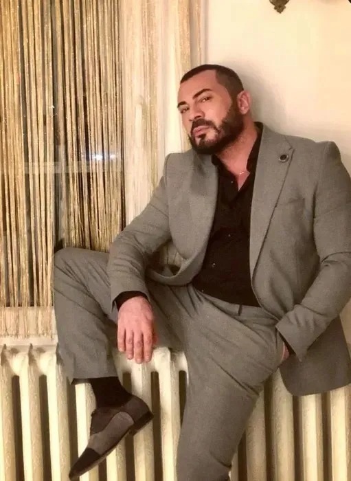 Rober Hatemo Klip İçin Eminönü’nde Sokak Müzisyeni Oldu