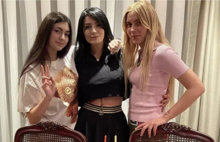 Havva Öztel Sosyal Medya Paylaşımlarını Ücretli Aboneliğe Açtı