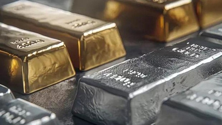 Altın ve Gümüşte Sert Düşüş: Çin'den Rekor Fon Çıkışı