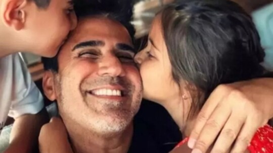 Şarkıcı Emrah, çocuklarına yönelik sosyal medyada yapılan hakaret içerikli yorumlara...