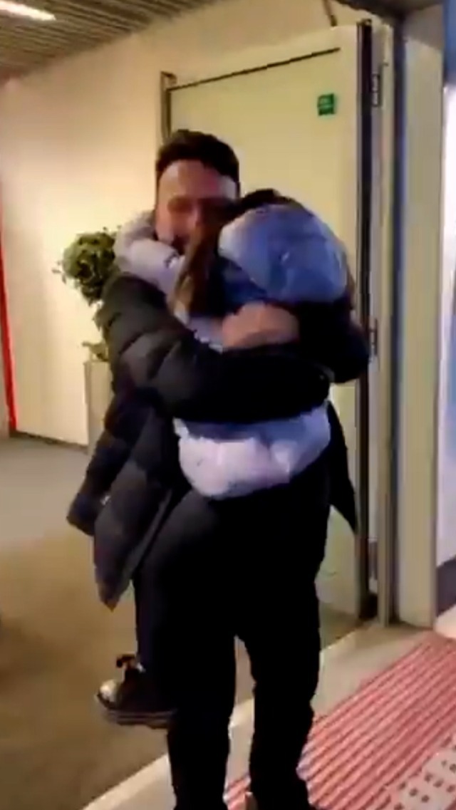 Tarkan 10 Konserden 500 Milyon Lira Kazandı, Kızına Kavuştu