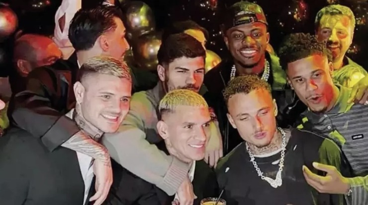 08:49Icardi İhanet İddialarını Dövme Kanıtıyla Çürüttü