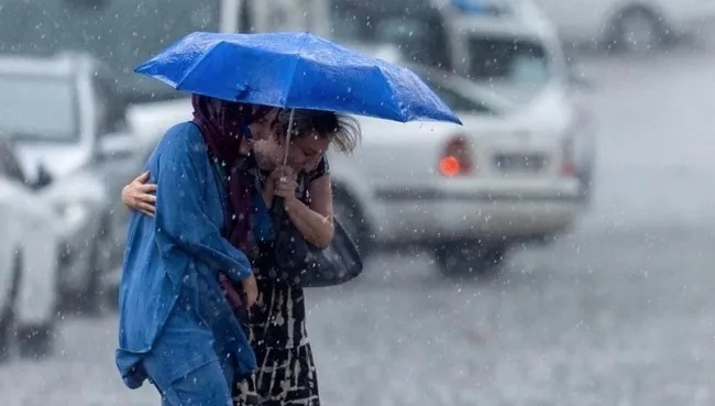 İstanbul İçin Kar Uyarısı Geldi Sıcaklıklar Düşüyor