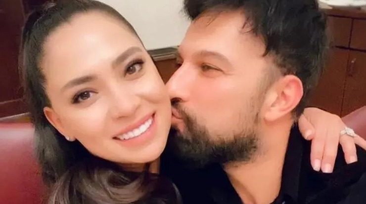 Tarkan Eşine Seslendi: Sevmeye Engel Değil Mesafeler
