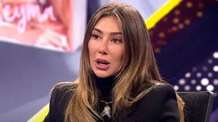 Şeyma Subaşı 10 Yaşından Beri Namaz Kıldığını Söyledi